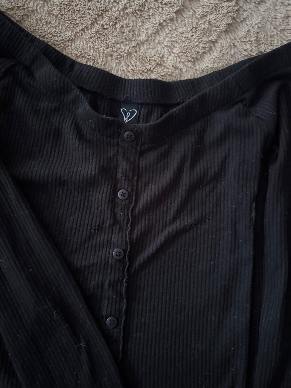 Windsor Black Off-Shoulder Ribbed Button-Front Top - Picture 2 of 4